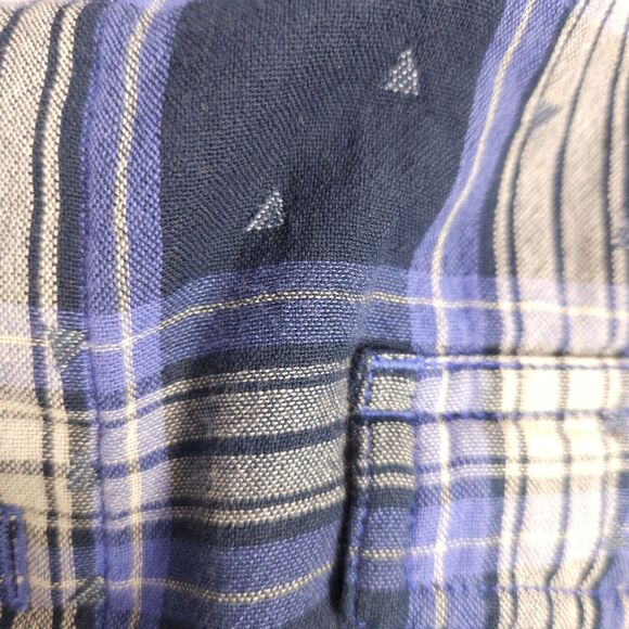 Carbon 2 Cobalt Mens Large Blue Plaid Geometric Shaped Button Up Shirt - Picture 4 of 7